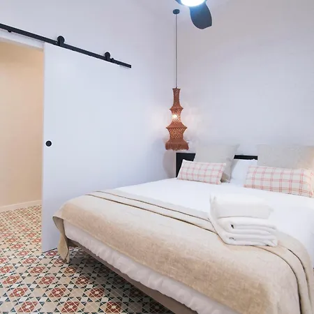 Apartamento De Diseño Junto A La Ciudad De Ciencias D