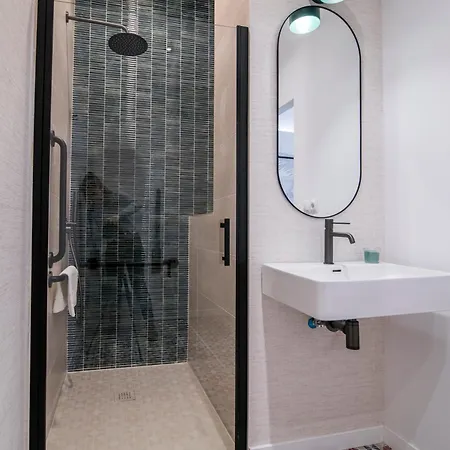 De Diseno Junto A La Ciudad De Ciencias D Apartment *